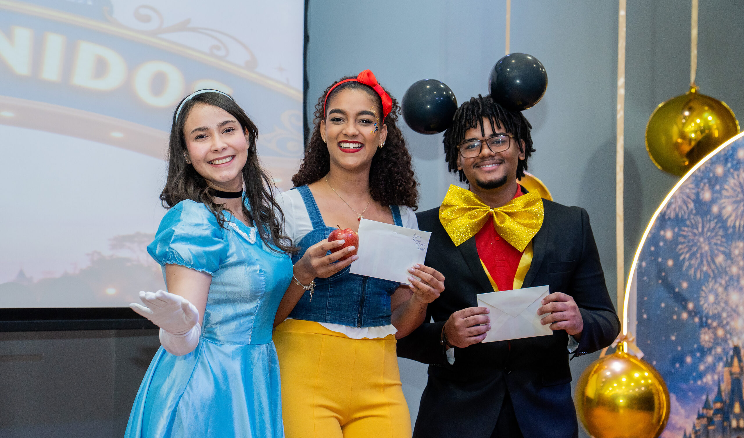 56 colaboradores del HGPS fueron reconocidos por su destacada labor a través del Acto de Reconocimiento a la Excelencia