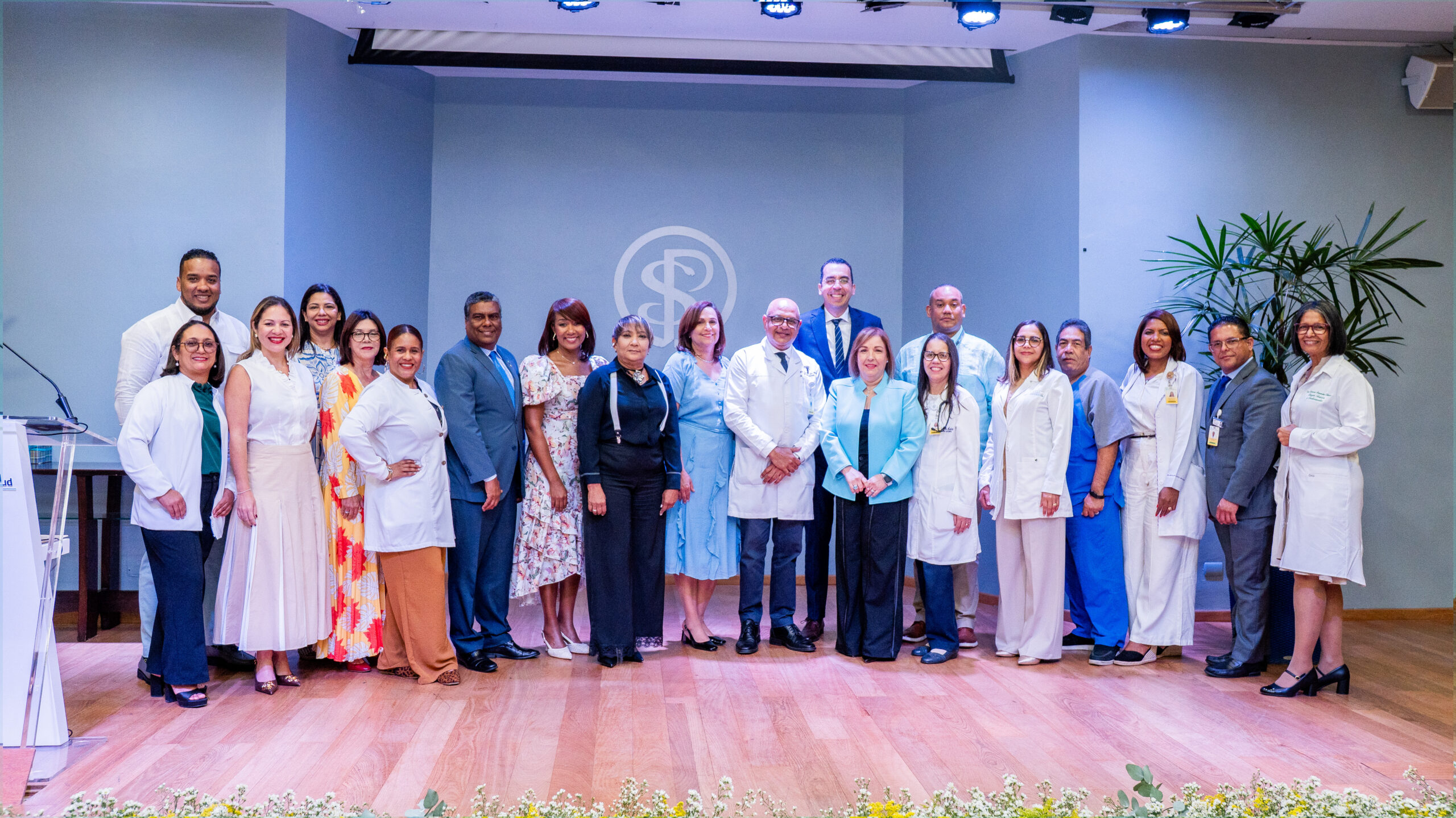 XXII Acto de Promoción de Médicos Residentes y la bienvenida a los Residentes de Primer Año del HGPS.