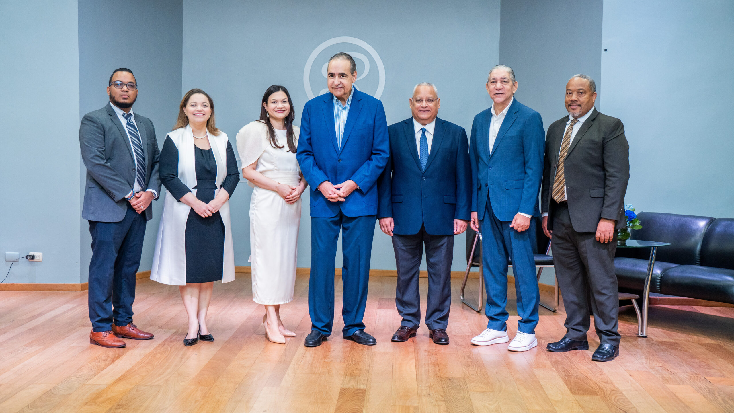 HGPS fortalece la responsabilidad médico-legal y social de sus líderes con conferencia sobre el impacto de la Ley Orgánica 74-25